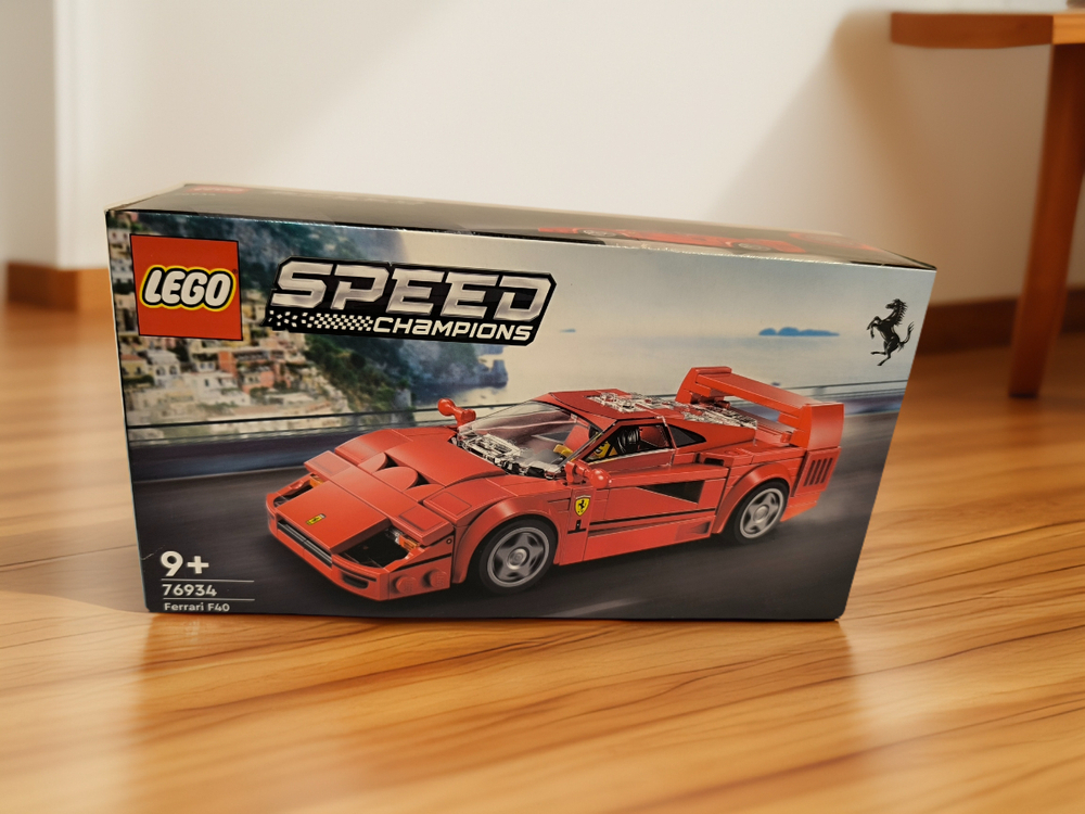 LEGO Speed Champions 76934 «Суперкар Ferrari F40» — культовая модель коллекции