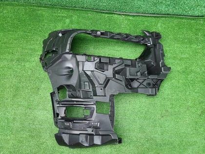 Кронштейн переднего бампера BMW X7 G07 (2022-н.в.)