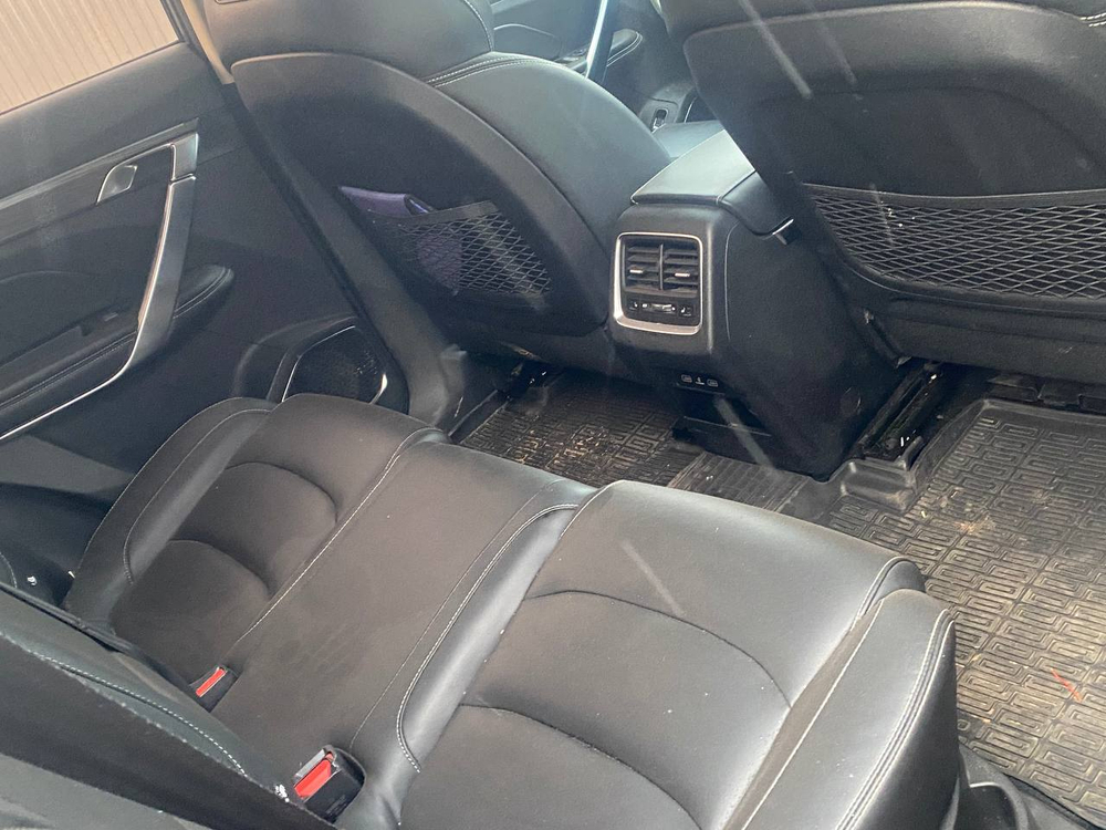 Geely Atlas Pro Flagship 1.5T DCT7 4WD