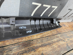 Обшивка крышки багажника Genesis GV80 20-нв Б/У Оригинал 81720T6000