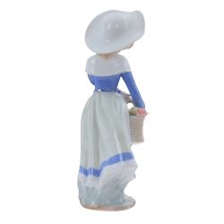 GAEM Фигурка декоративная "Девочка", L10 W13,5 H30 см