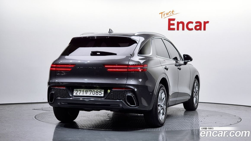 Genesis GV70 2.5T Бензин 2WD (06.2021)