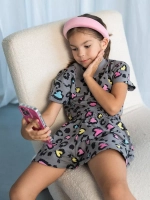 Костюм для девочки, футболка и шорты в сад