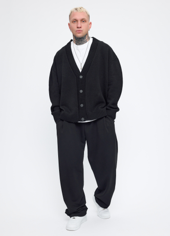 Брюки с защипами 