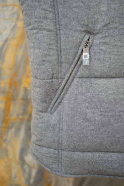 Пуховый жилет Dolce & Gabbana