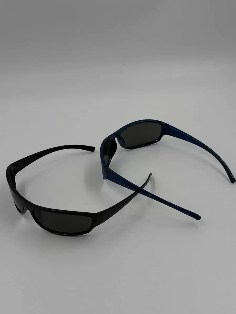 Солнцезащитные очки детские .