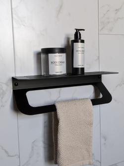 Полка для ванной комнаты 40см с держателем полотенец