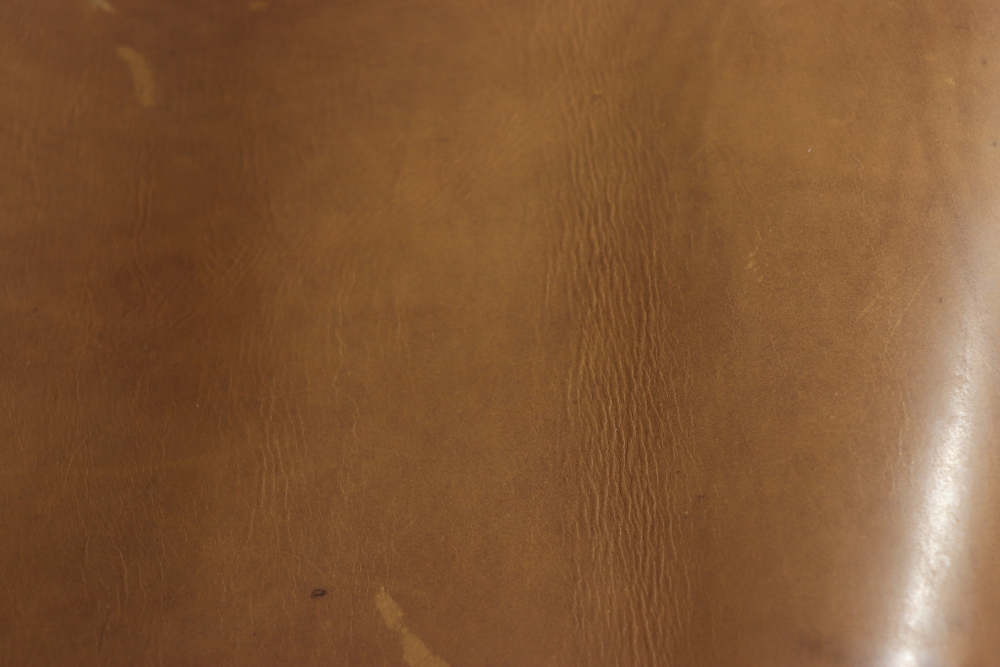 Уценка: 1.8-2.2 Юфть Коньяк 155 дм²