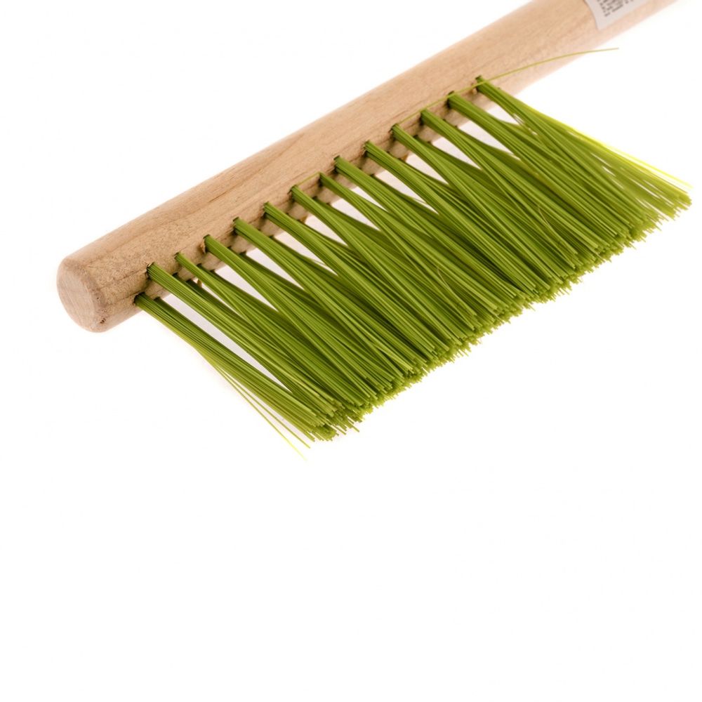 84632 Щетка-сметка 3-рядная 320 мм, деревянная ручка СИБРТЕХ