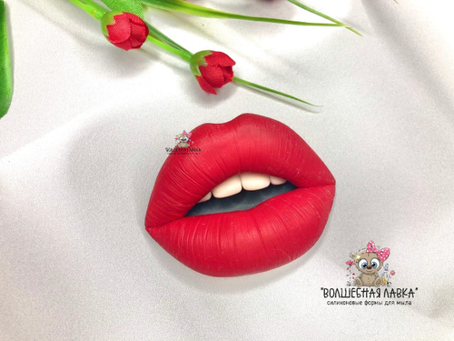 Силиконовая форма Губы