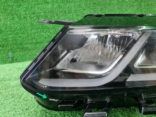 Фара левая Geely Coolray (2019-2023) LED В пленке