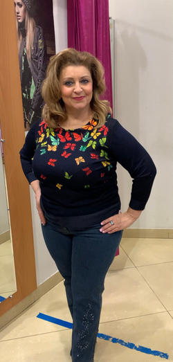 Укороченные  джинсы со стразами