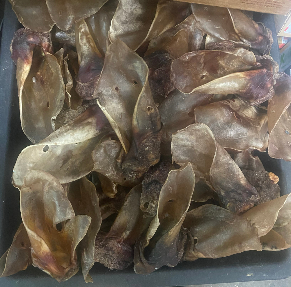 Уши говяжьи очищенные (сушеное лакомство) (цена за 100гр)