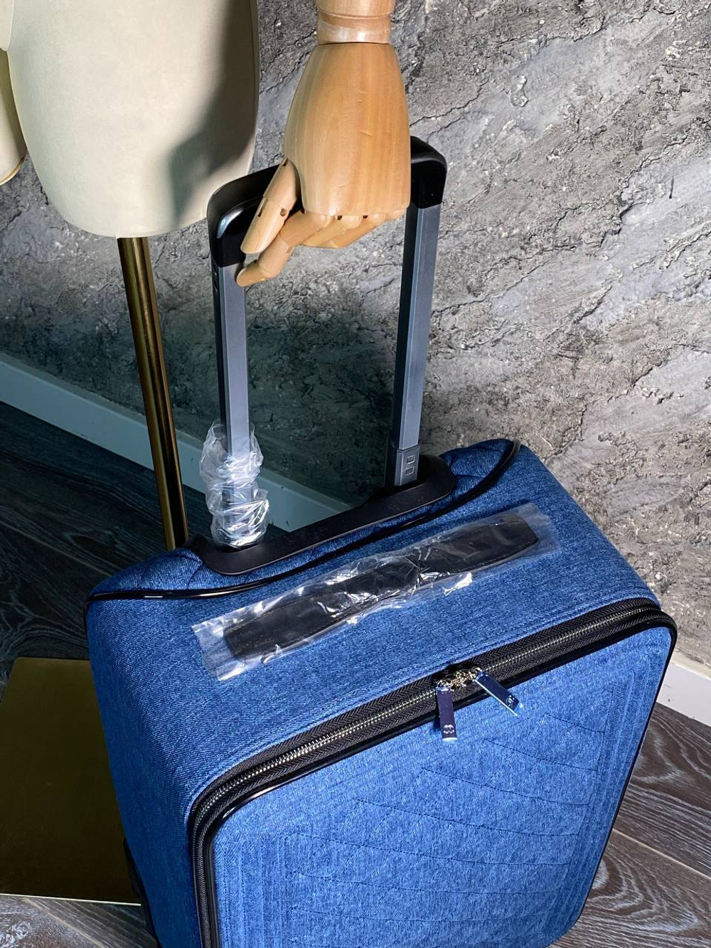 Чемодан CHANEL