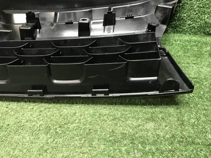 Решетка радиатора Renault Duster 1 (2015-2021)