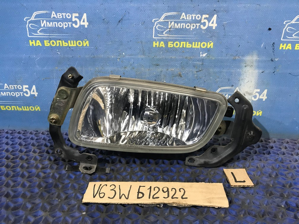 Туманка левая MITSUBISHI PAJERO 1999-2002