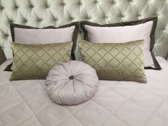 Violet  Комплект покрывало, плед, 5 подушек TEXTILE, FRATELLI BARRI