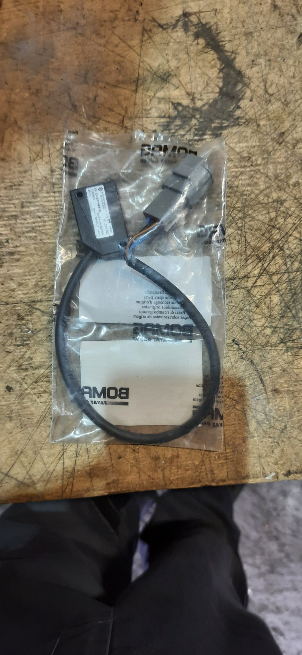 Датчик Bomag 58260384