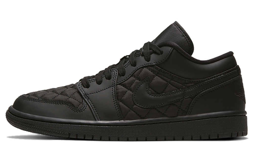 Кроссовки Jordan Air Jordan 1 Low Quilted (Женская размерная сетка)