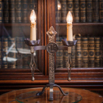 Кованый светильник в готическом стиле