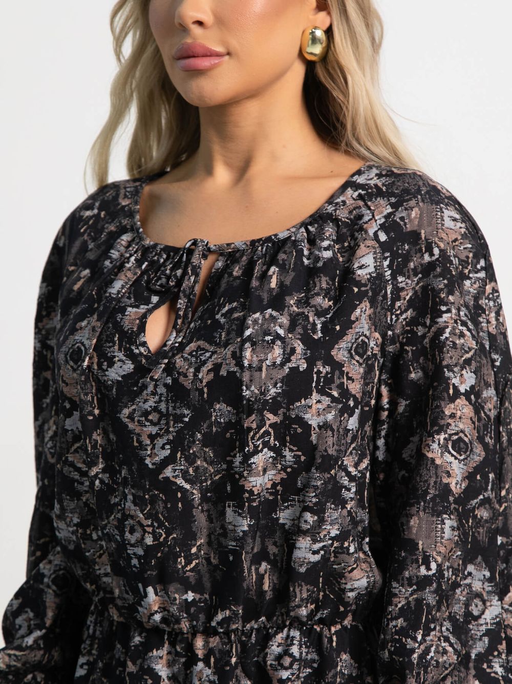 Платье Аура (черное) П15385-10М LT Collection