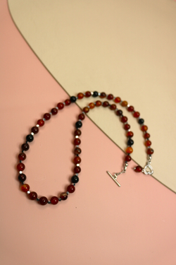 Чокер из натурального сердолика «Закатный ритм»