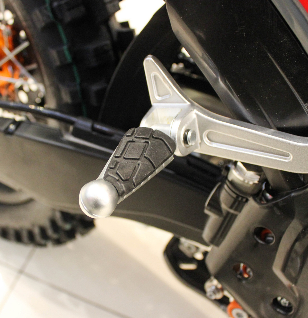 Мотоцикл эндуро Regulmoto Holeshot 300 21/18 ПТС