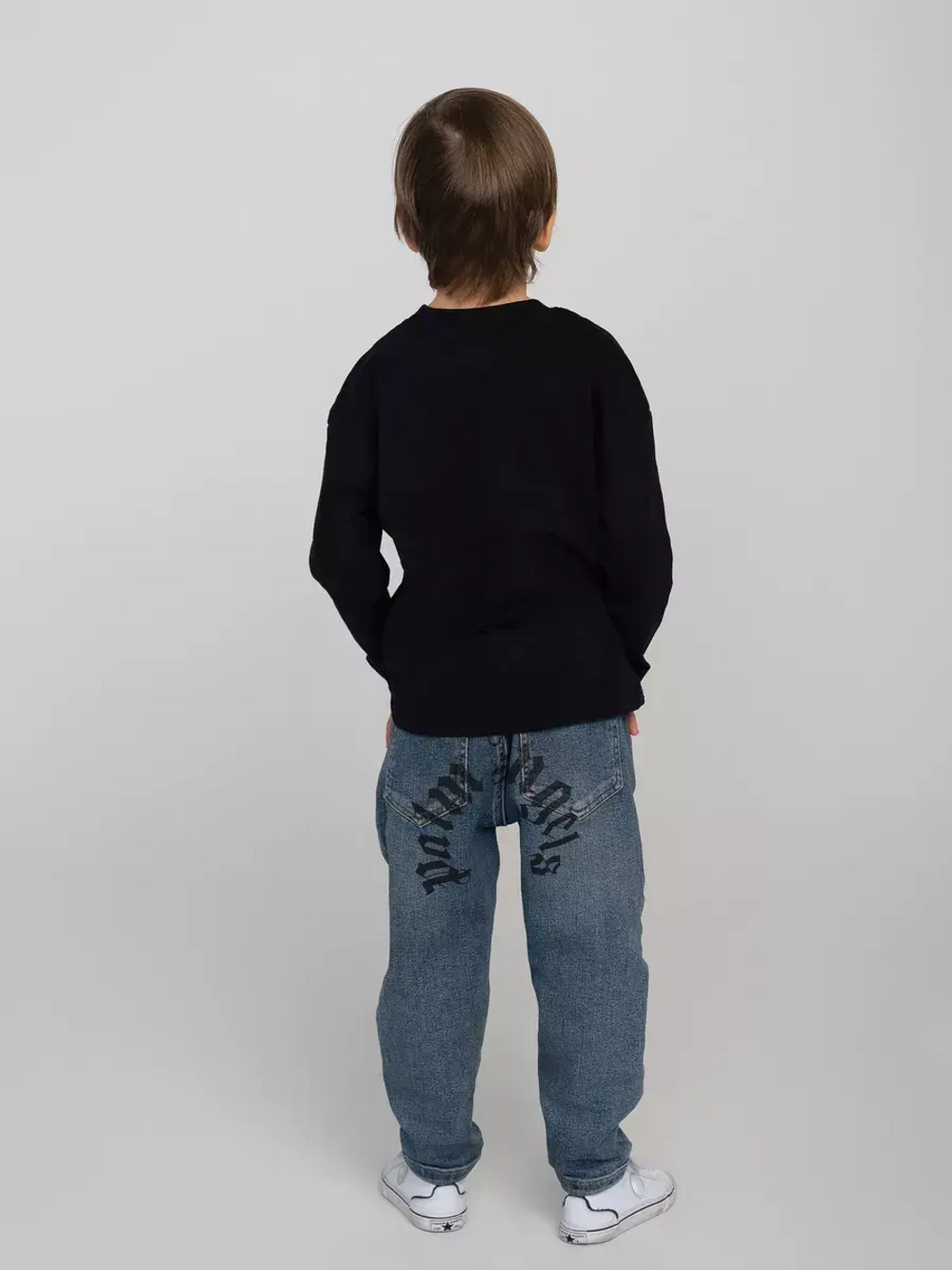 Черный лонгслив оверсайз для мальчика