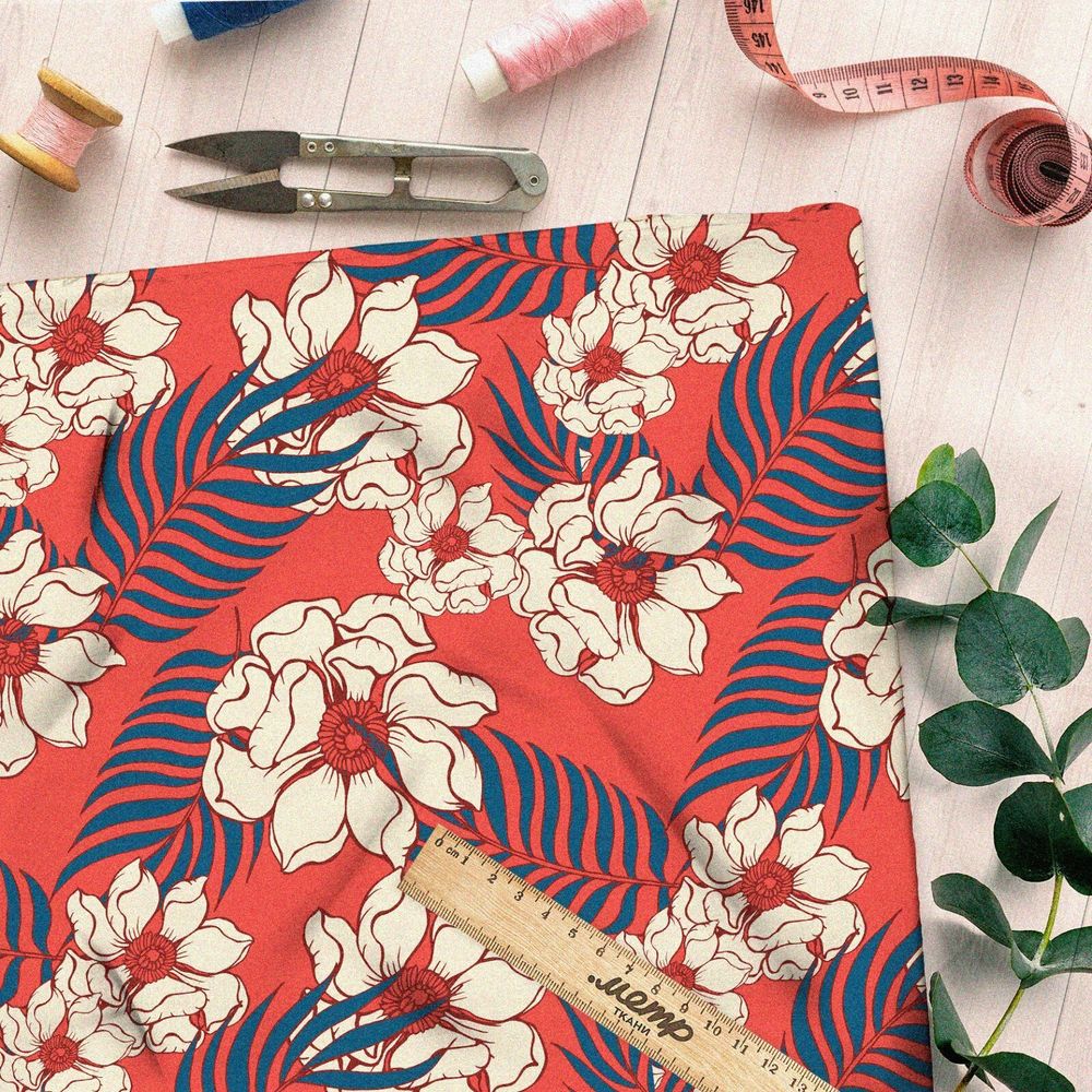 Ткань флис пёстрый рисунок с белым цветком