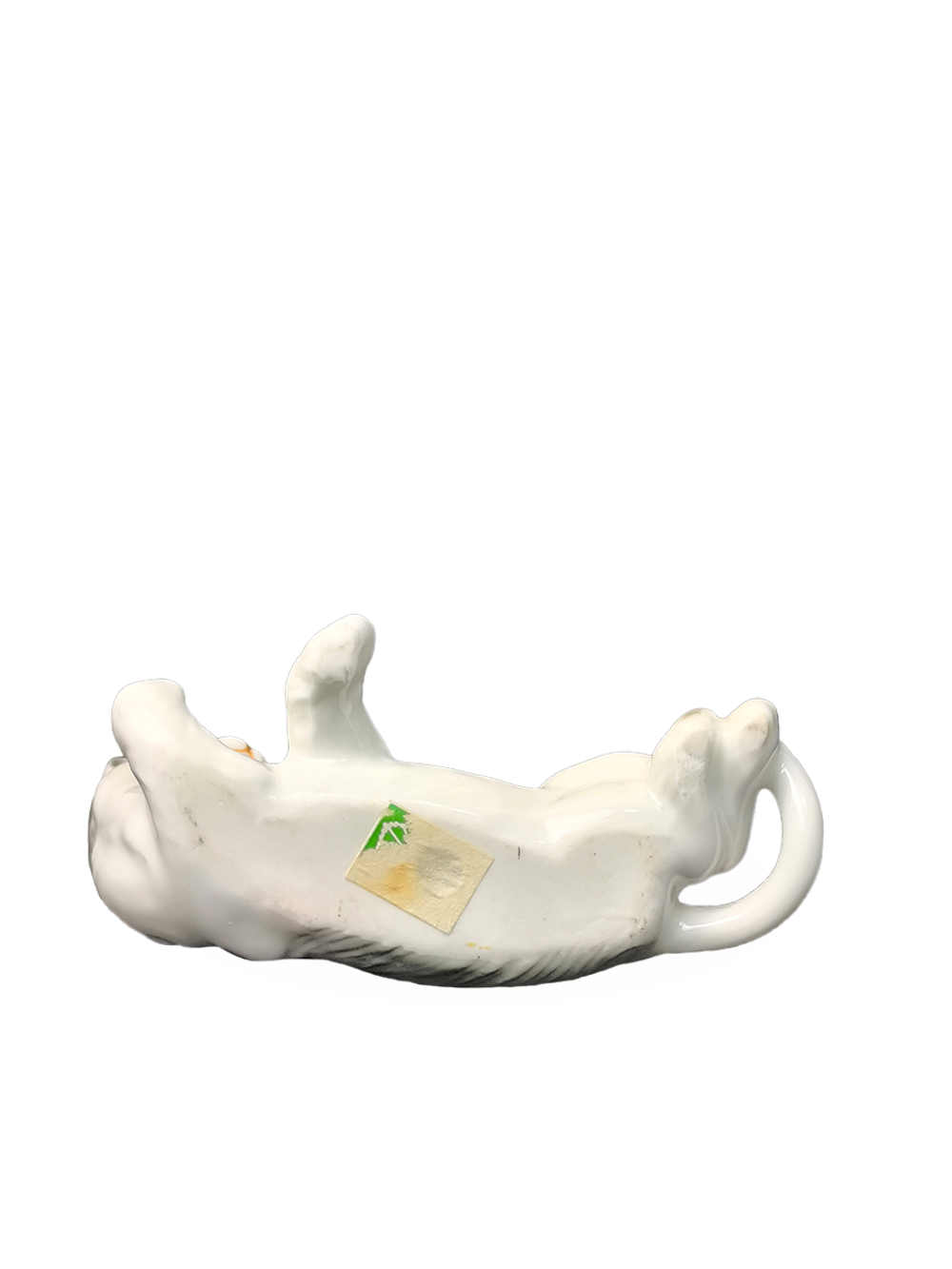 Фарфоровая статуэтка (миниатюра) "Лежащий котенок" Enesco