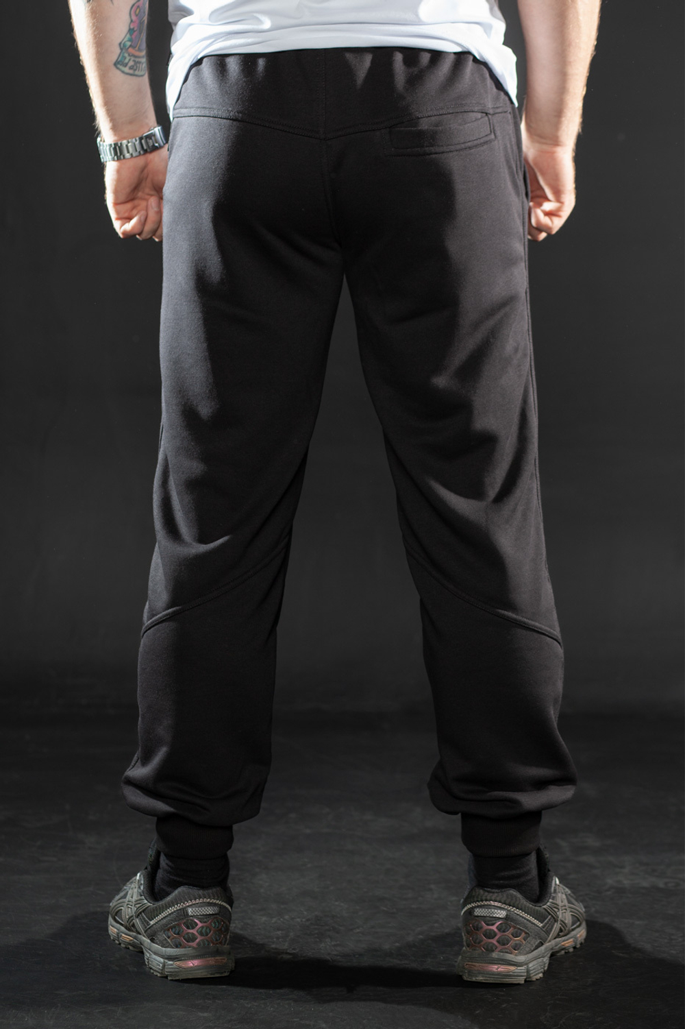Спорт-брюки Варгградъ мужские чёрные "Сказки тёмной стороны" без начёса карманы без молнии