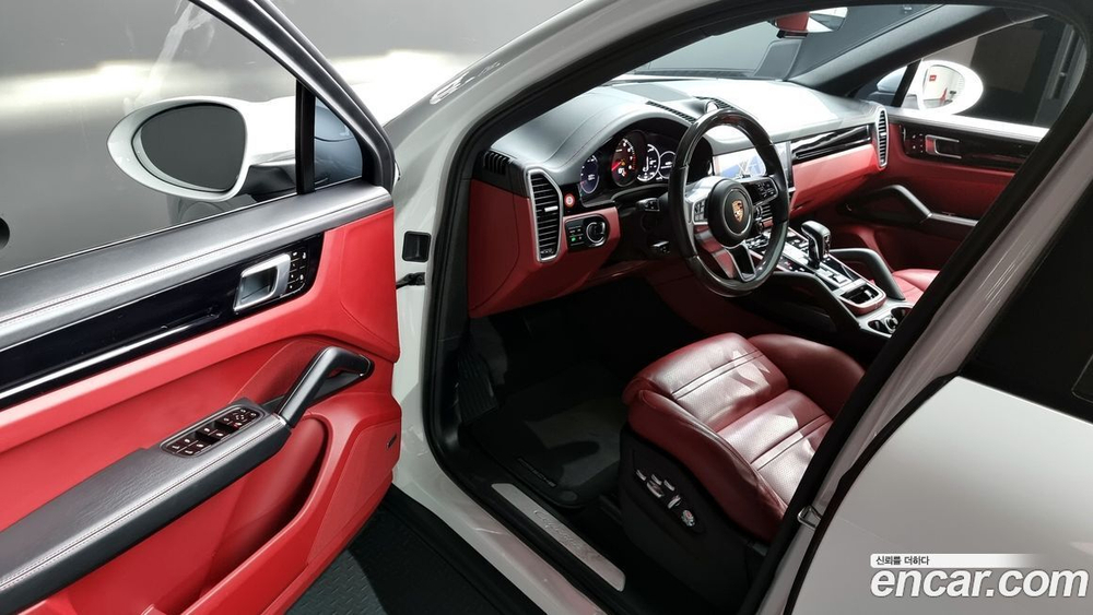 Porsche Cayenne (PO536) 3.0 Coupe (07.2020)