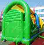 Надувной батут "Весёлая плантация" 12*5*6 м