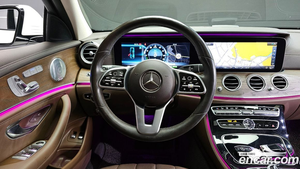 Mercedes-Benz E-Class W213 E300e 4MATIC Exclusive (06.2020)