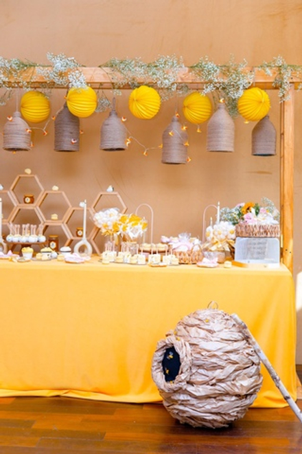 Пиньята "Улей" + березовая палка