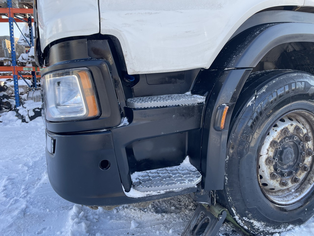 Бампер в сборе ноускат 2020г.