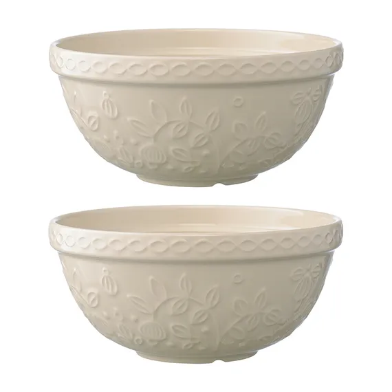 Миска кремового цвета с рельефным узором Ягоды Тайги из коллекции russian north, 2,5 л