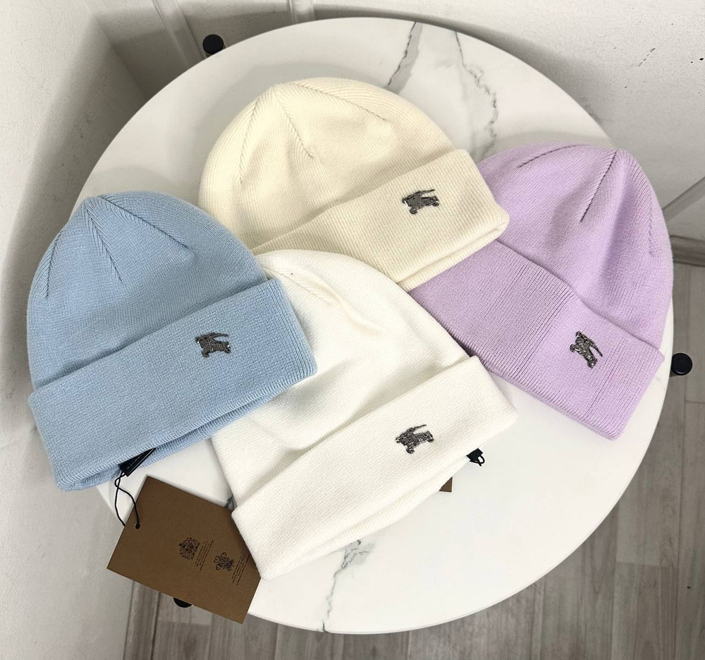 Шапка Burberry