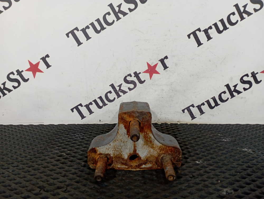 Кронштейн ящика АКБ