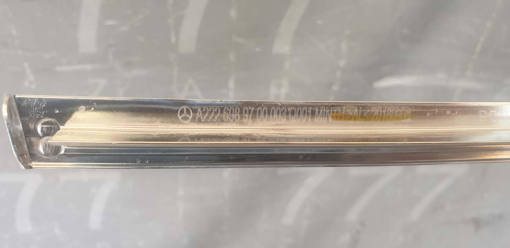 Молдинг двери задней левой Mercedes S (W222) 13-20 Б/У Оригинал A2226989700
