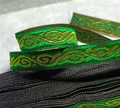 Лента жаккардовая, ш. 1 см.