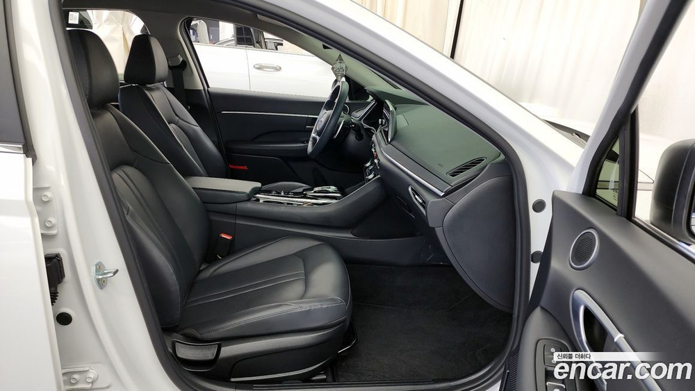 Hyundai Sonata (DN8) 2.0 (10.2020)