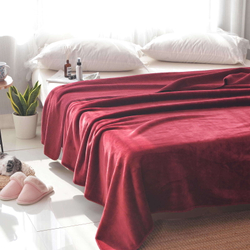 Покрывало 220х240 Sofi De MarkO София бордовое