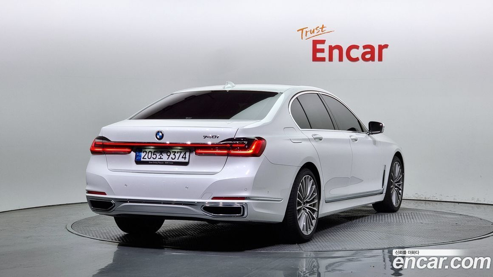 BMW 7 Series (G11) 740i Design Pure Excellence (07.2022)