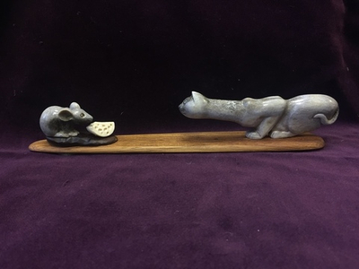 Кот и мышь, миниатюра, резная кость