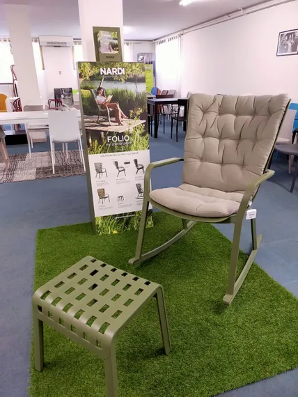 Кресло-качалка Folio агава с бежевой подушкой