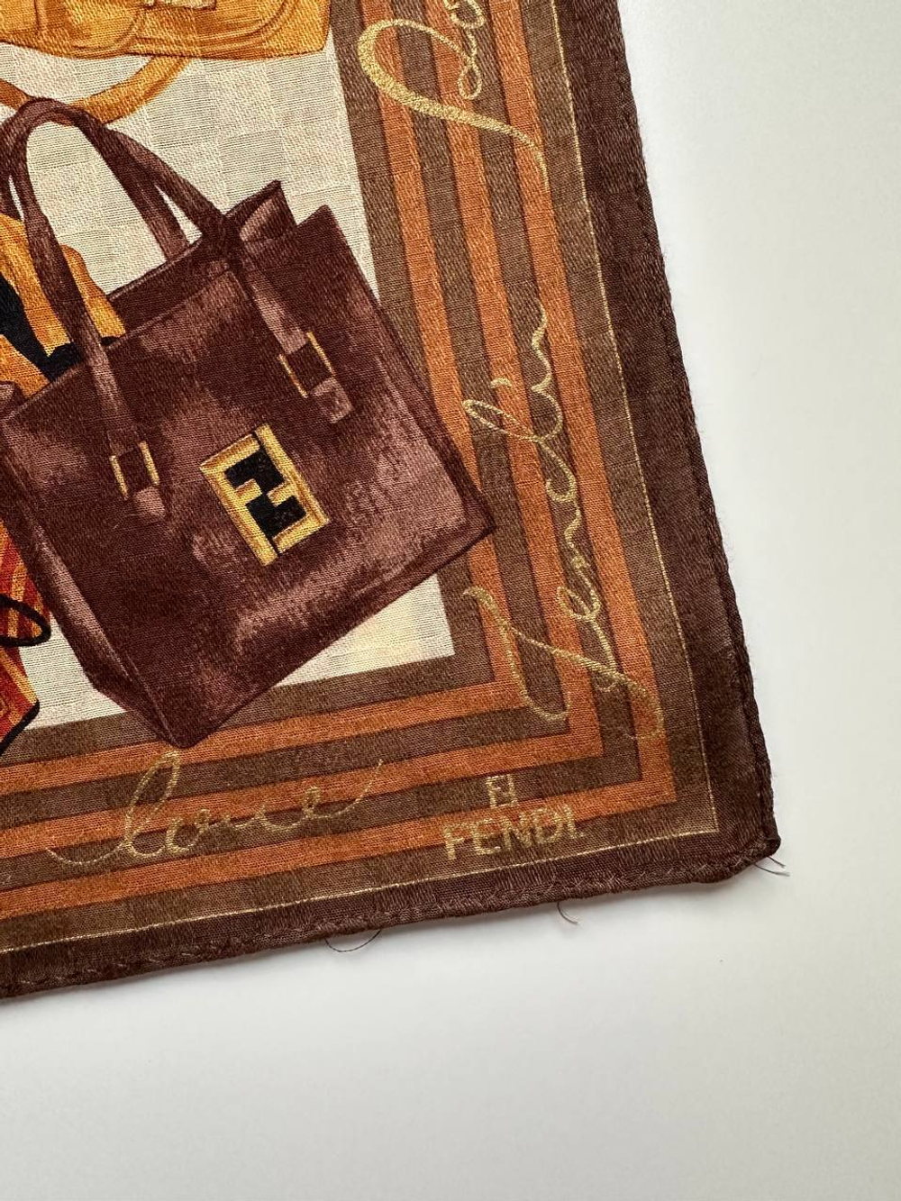Платок Fendi