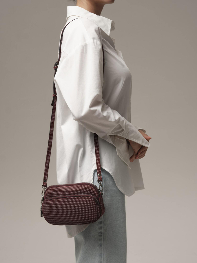 Сумка замшевая кросс-боди бордовая горох