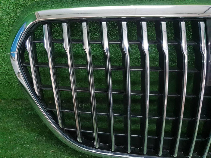 Решетка радиатора Mercedes S W223 (2020-н.в.) Maybach