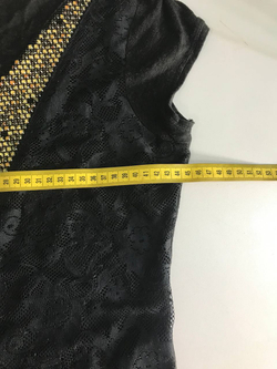 Блузка со стразами, маркировка М, визуально на 46 размер